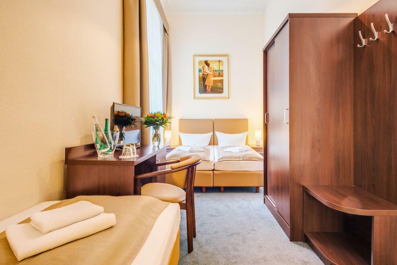 Hotel Upper Kurfürstendamm 3*