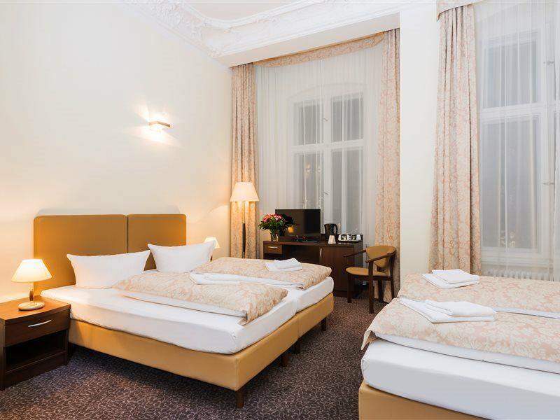 Hotel Upper Kurfürstendamm 3*